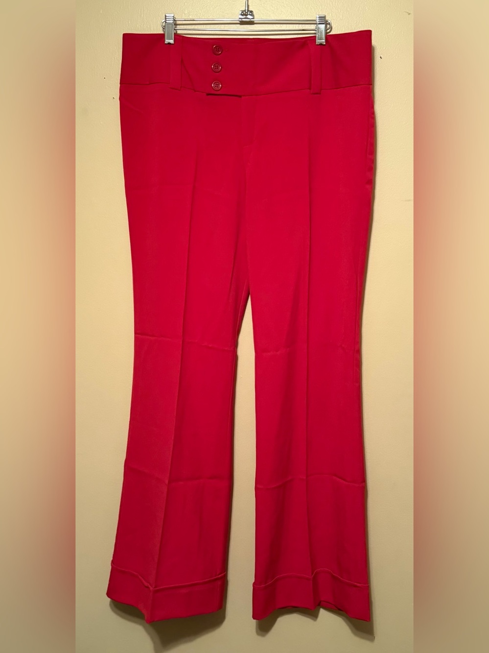 ALLOY Boot-Cut Pants in Bright Red Sz 15 & 32 inseam.